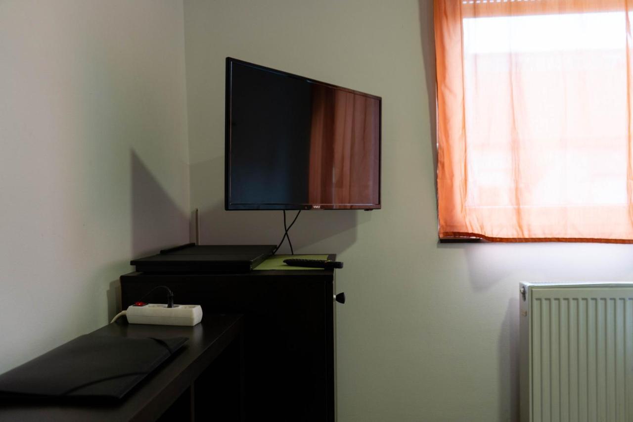 Apartment Eurho Osijek Buitenkant foto