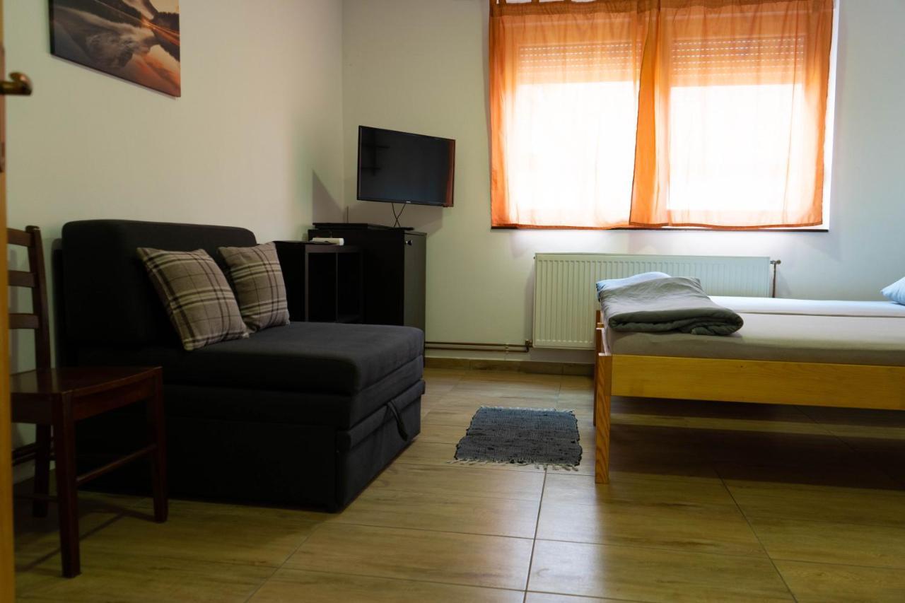 Apartment Eurho Osijek Buitenkant foto