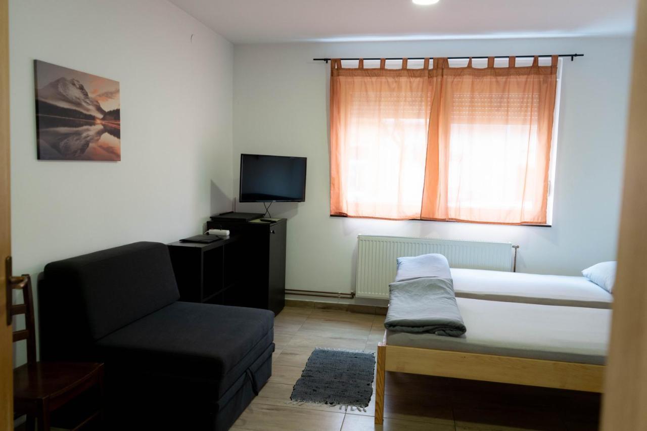 Apartment Eurho Osijek Buitenkant foto